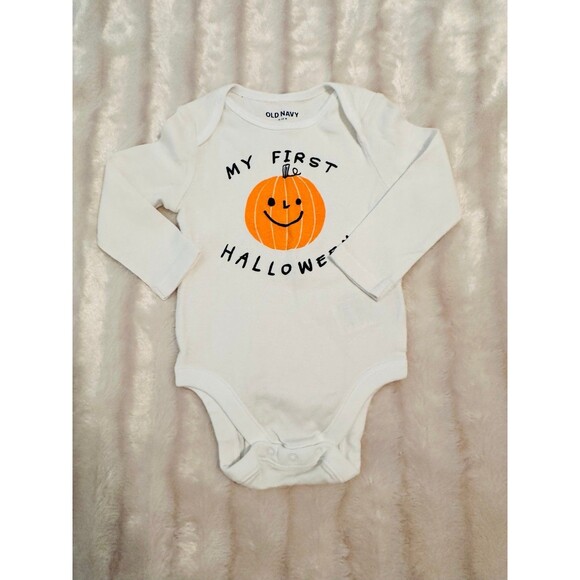 Pumpkin Sleeper and Halloween Long Sleeve One Piece Bundle Size 6 Months - Picture 5 of 12